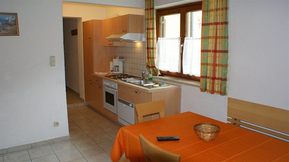 Landhaus Marlies Apartments Zell am See Ngoại thất bức ảnh